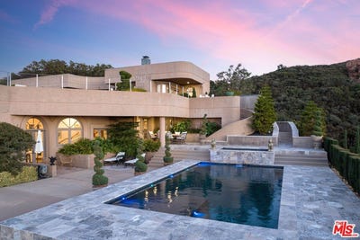 /international/us/415-stunt-rd-calabasas-ca-110100745933/?lang=zh-tw