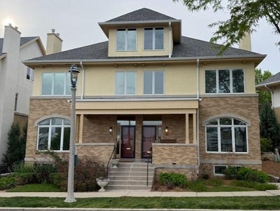 /international/us/1749-n-hubbard-st-milwaukee-wi-110105782377/