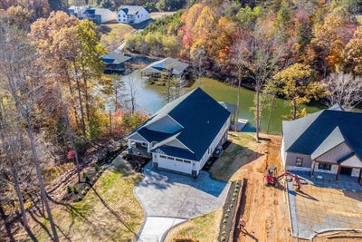 /international/us/172-lakewatch-cir-moneta-va-110103471460/