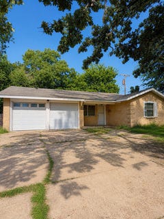 /international/us/54-nw-29th-street-nw-paris-tx-110109749135/
