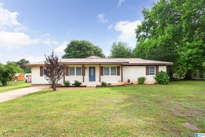 /international/us/614-elizabeth-road-jacksonville-al-110108302402/