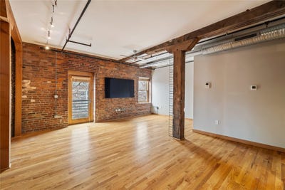 /international/us/301-e-court-avenue-des-moines-ia-110104900925/