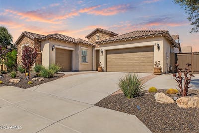 /international/us/5540-w-alyssa-lane-phoenix-az-110120486581/