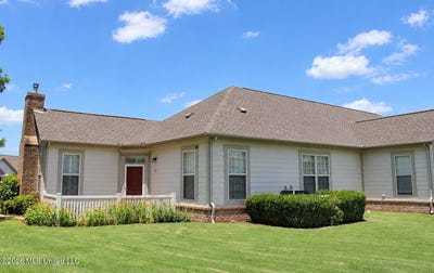 /international/us/8753-parkview-oaks-circle-olive-branch-ms-110109167758/