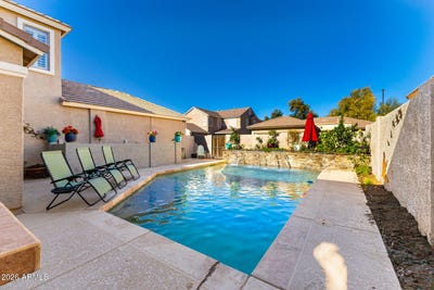 /international/us/2858-e-shannon-street-gilbert-az-110105032728/