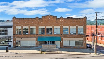 /international/us/541-wyoming-avenue-scranton-pa-110105284557/