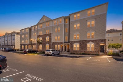 /international/us/24691-lynette-springs-terrace-aldie-va-110119509008/