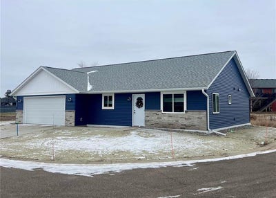 /international/us/425-4th-avenue-se-saint-joseph-mn-110093110585/