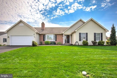 /international/us/234-hawthorn-street-new-holland-pa-110120452430/