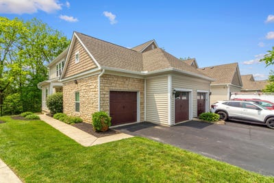 /international/us/377-westgreen-lane-westerville-oh-110099930948/