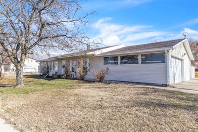 /international/us/1016-n-325-w-harrisville-ut-110105361102/