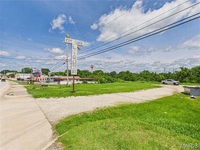 /international/us/tract-a-old-route-66-st-robert-mo-110100535464/