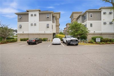 /international/us/7922-shore-drive-norfolk-va-110107775783/