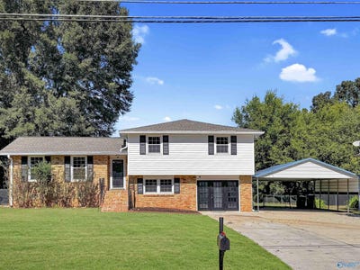 /international/us/1306-nw-oster-drive-huntsville-al-110120585675/