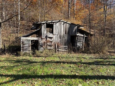 /international/us/815-white-oak-road-artie-wv-110109623002/