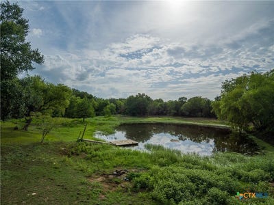 /international/us/418-fm-2984-luling-tx-110101201885/