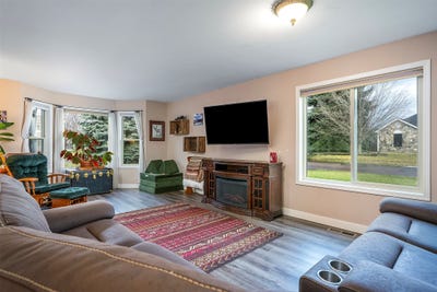 /international/us/112-o-brien-terrace-bigfork-mt-110108350990/