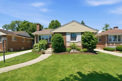 /international/us/2232-hawthorne-avenue-westchester-il-110108998801/