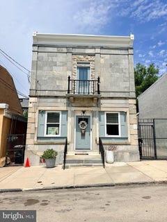 /international/us/521-e-moore-street-norristown-pa-110119494554/
