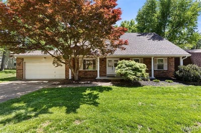 /international/us/15574-highcroft-drive-chesterfield-mn-110107543600/