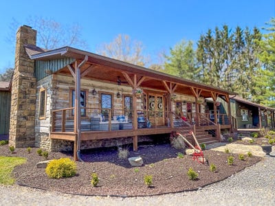 /international/us/4609-bozoo-rd-peterstown-wv-110103672429/
