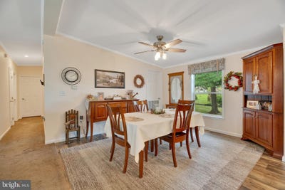 /international/us/20-holiday-avenue-hatfield-pa-110101344965/