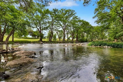 /international/us/730-e-mather-street-new-braunfels-tx-110102973774/