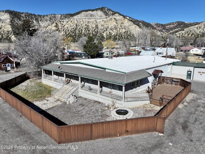 /international/us/1287-market-street-meeker-co-110106148613/
