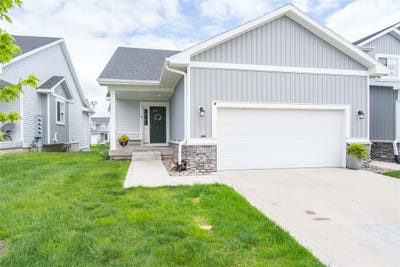 /international/us/9655-crowning-drive-west-des-moines-ia-110107664159/