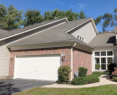 /international/us/305-stonefield-court-schaumburg-il-110120453196/
