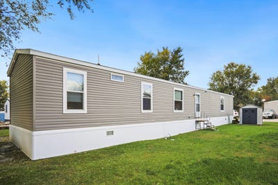 /international/us/13601-387th-avenue-aberdeen-sd-110103259358/