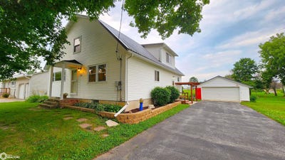 /international/us/902-s-6th-street-osage-ia-110101520364/?lang=en