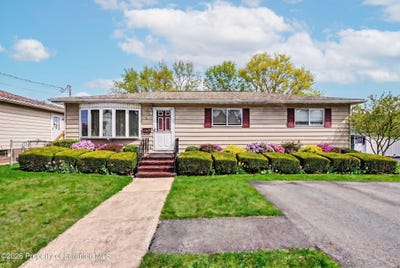 /international/us/521-4th-avenue-scranton-pa-110107540164/