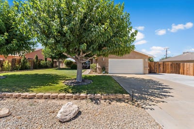 /international/us/8413-ironwood-avenue-california-city-ca-110100949306/