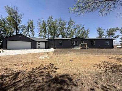 /international/us/2594-eagle-ave-doon-ia-110107983077/