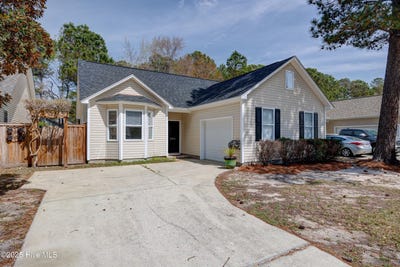 /international/us/9394-night-harbor-drive-leland-nc-110098321609/