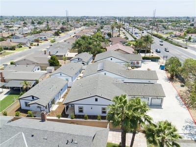 /international/us/7242-valley-view-buena-park-ca-110120119575/