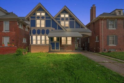 /international/us/2066-atkinson-street-detroit-mi-110107242504/
