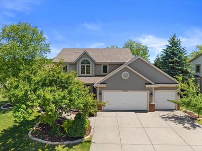 /international/us/w234n7698-grey-moss-ct-sussex-wi-110108394134/