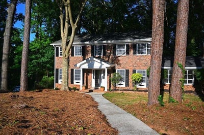 /international/us/870-hardwood-court-court-stone-mountain-ga-110101297867/?lang=zh-tw