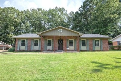 /international/us/2101-douglas-mcarthur-drive-starkville-ms-110108333359/
