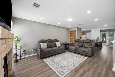 /international/us/6900-e-riverside-dr-austin-tx-110109010200/