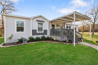 /international/us/2791-canyon-drive-caldwell-tx-110104560449/