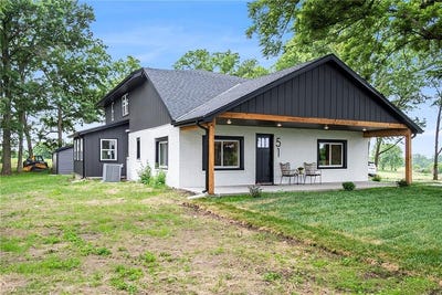 /international/us/51-se-208th-street-holt-mo-110107047634/