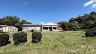 /international/us/1517-barcose-street-sw-lenoir-nc-110120511204/