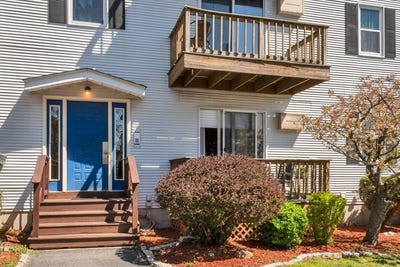 /international/us/434-linden-street-fall-river-ma-110107614504/