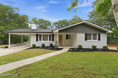 /international/us/601-bethesda-avenue-aberdeen-nc-110108363566/