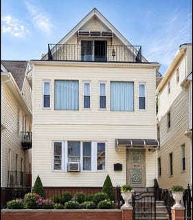/international/us/83-10-pettit-ave-elmhurst-ny-110119507363/
