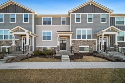 /international/us/1004-atterberg-road-south-elgin-il-110107784137/