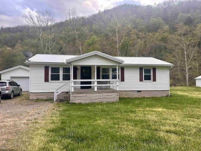 /international/us/301-elk-river-road-webster-springs-wv-110107574167/